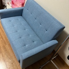 値下　美品1人〜2人用ソファの画像