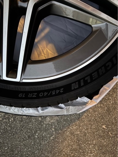 ベンツ　CLS AMG タイヤ　ホイール4本セット　かなり綺麗です。