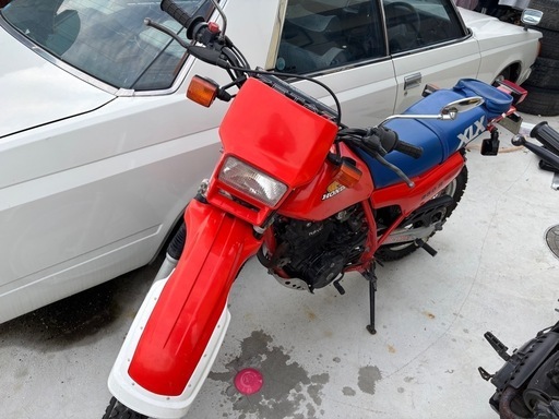 HONDA 　XLX250