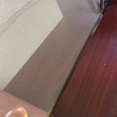 ガラス天板 ローテーブル木目調ブラウン／収納棚付きの画像