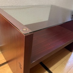 ガラス天板 ローテーブル木目調ブラウン／収納棚付きの画像