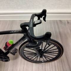 1:8 ロードバイク　ミニチュア　自転車模型の画像