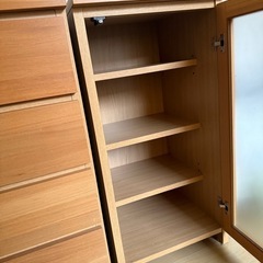 天然木の棚・引き出しの画像