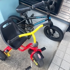 子供三輪車の画像