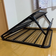 【引き渡し交渉中】折り畳み式 シングルベッドフレームの画像