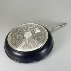 未使用品 Barazzoni バラゾーニ 85560602898 フライパン アルミ ブラック  BLACK TITAN ALLUMINIO IH対応【中古】【送料無料】の画像