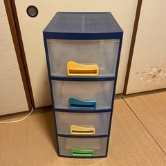 4段引き出し　収納の画像