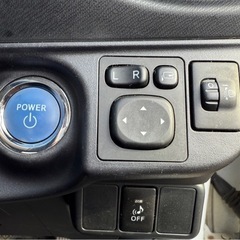 中古車 トヨタ アクアの画像