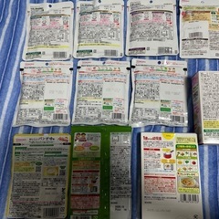 ⭐︎決まりました⭐︎新品未開封　離乳食　賞味期限2025/10〜12月の画像