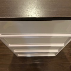 4段チェストの画像