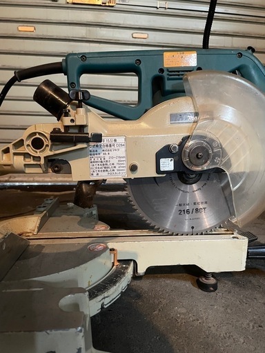 ⭐︎8/8まで⭐︎makitaスライド丸ノコ＋ローラー＋替え刃3枚