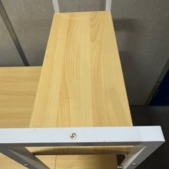 【受け渡し予定者決定済】棚付きデスクの画像