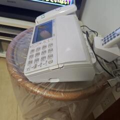 FAX、ほぼ新品、受話器も子機になります。の画像