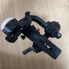 カメラ用ジンバルの画像