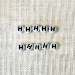 アルファベットビーズ/イニシャル/推し活/ハンドメイド/パーツ販売/G/Hの画像