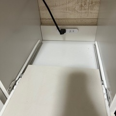 食器棚の画像