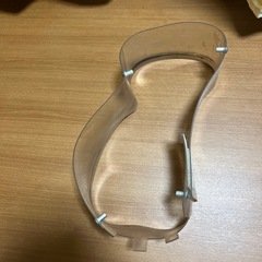 12インチポリッシャー研磨パッド 4枚セット (未使用緑・黒)(中古緑・黒)、パッド台、ブラシ(中古)、とびちらんガード(中古)の画像