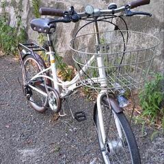 折りたたみ自転車の画像