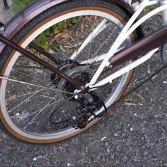 折りたたみ自転車の画像