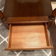 アンティーク　テーブルの画像