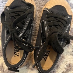 ZARA✨キッズスニーカー✨ベビースニーカー✨の画像