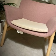 IKEAの「ヴェードボ」　1人掛けチェアの画像