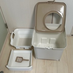 アイリスオーヤマ トイレ 砂 トイレ 上から入る猫トイレ　消臭砂３個セットの画像