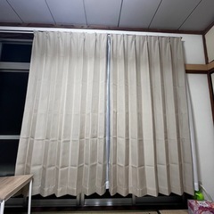 4枚組　カーテンの画像