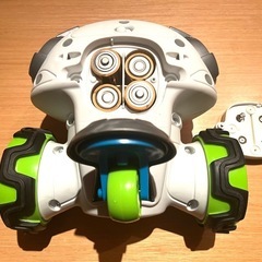 バイリンガル モビ🤖会話型学習ロボットの画像