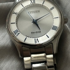 CITIZEN Eco-Drive （ソーラー充電）シルバー 腕時計の画像