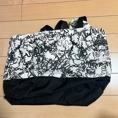 UVERworldのバックの画像