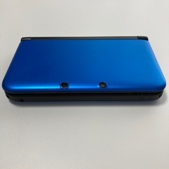 【美品】Newニンテンドー3DS LL ブルー×ブラック 本体 ソフト付きの画像