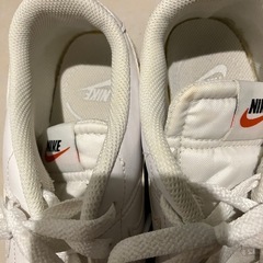 NIKE スニーカーの画像