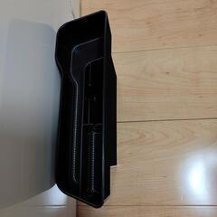 【無料・タダですよ～】車の収納ケース(未使用品)の画像