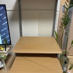 パソコンデスクの画像