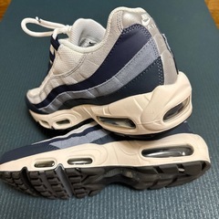 NlKE AIR MAX 95 ESSENTIAL の画像