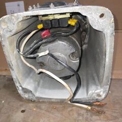 船用アンカーウインチ(12V、200W仕様)の画像