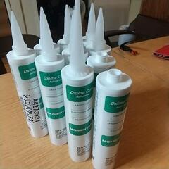 未使用シリコンコーキング（クリア）10本有ります。価格は1本のお値段です。の画像