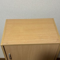 扉付きカラーボックス　３段の画像