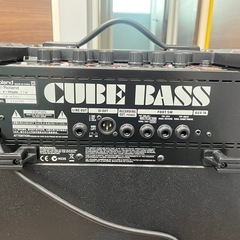 Roland ローランドベースアンプの画像