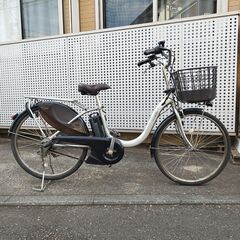 【美品】YAMAHA ヤマハ 電動アシスト自転車 PAS With PA24W バッテリー12.3Ah 24インチ 2021年 パス ウィズ ピュアシルバー 3段変速 電動自転車 譲渡証明書の画像