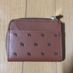 mozo ブラウン 動物模様 折り財布の画像