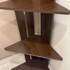 木製コーナーラックの画像