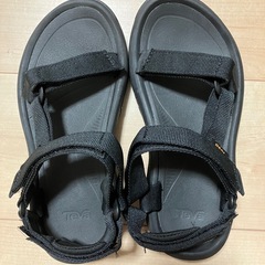 TEVA サンダル ２足セットの画像