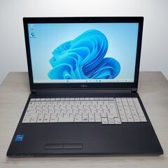 【全国発送可・キャッシュレス決済対応】 2022年製 11世代LIFEBOOK A5511/HX ② Corei5-1135G7/16GB/256GB SSD/Wi-Fi/カメラの画像