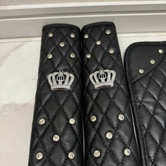 キラキラ 王冠 クラウン シートベルト カバー 4点セット 内装の画像