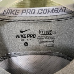 ナイキ NIKEプロコンバット PROCOMBAT 格闘技 Tシャツ Lサイズの画像