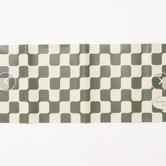 モダン柄ロングマット　グリーン　ラグ　マット　の画像