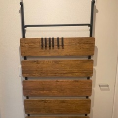 壁掛けラック(譲渡先決定品)の画像