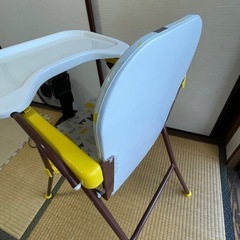 ベビーチェアの画像